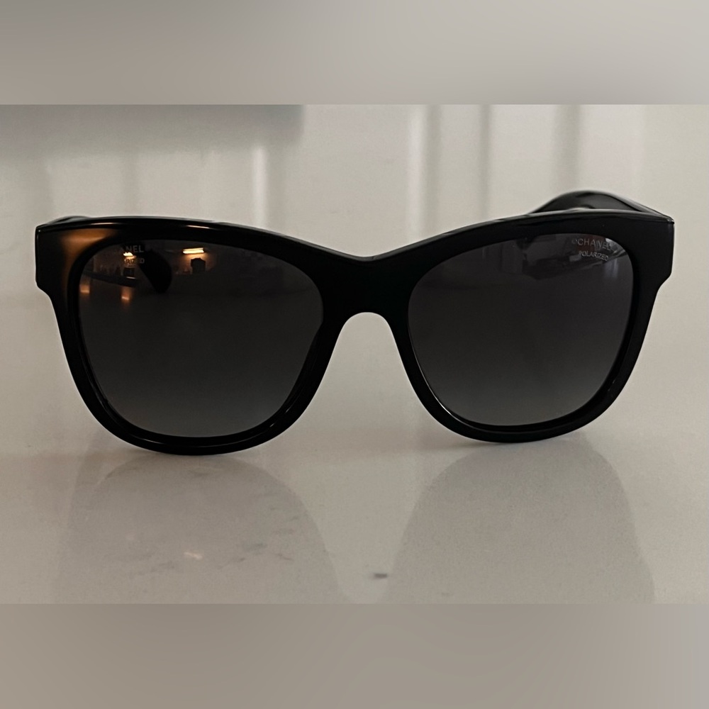 CHANEL Black Sunglasses 5380 Polarized Grey lenses Square sunglasses